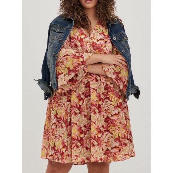 Torrid Mini Chiffon And Studio Knit Surplice Dress - Picture 3 of 10